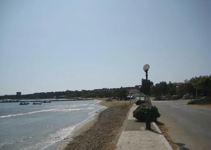 Beautiful In Koukounara Villa *