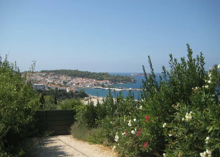 Beautiful In Koukounara Villa *